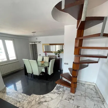 Apartment Stunning Penthouse